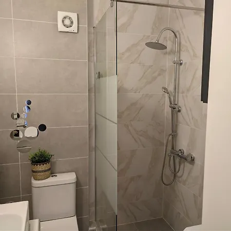 Pietra Di Luna 2 كريوبيجي