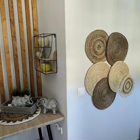 Pietra Di Luna 2 * Kriopigi